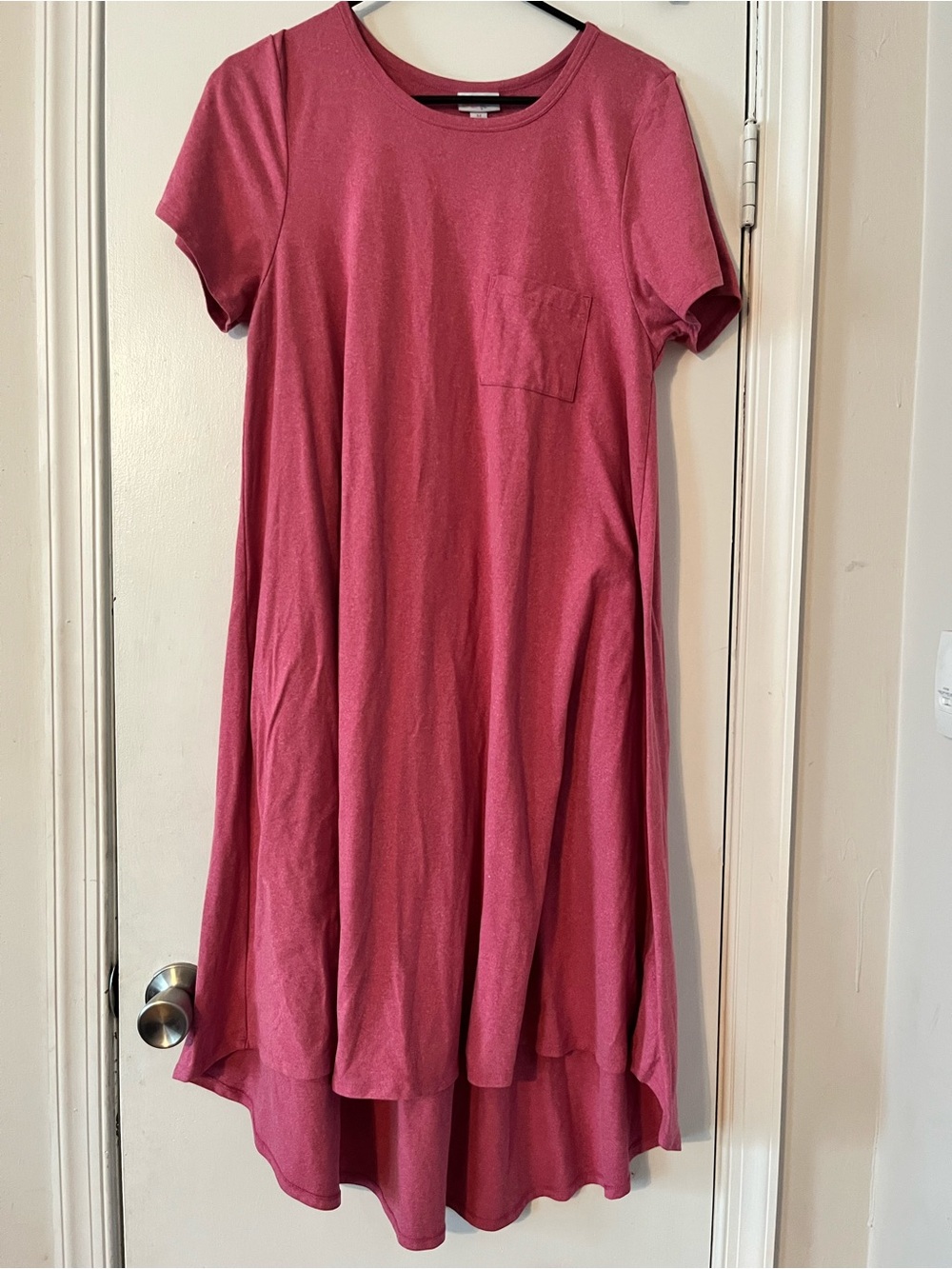 LuLaRoe Carly Dress Pink Heather Hi Low Swing Pocket Tee Dress Women’s Medium